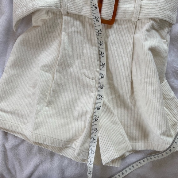 Lani the Label for Revolve Stylish Cream Corduroy Button-Up Romper NWT - Picture 8 of 8